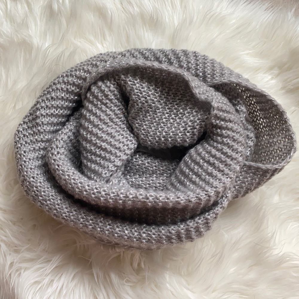 Sparkly silver grey Aeropostale scarf